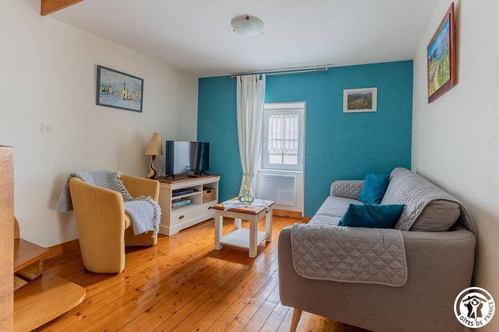 Gîte pour 5 personnes, avec jardin dans Lac d'Aydat - 3