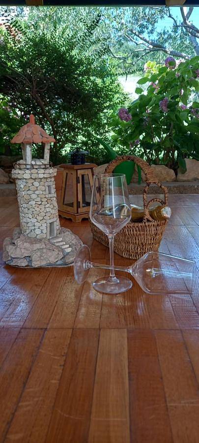 Alojamiento y desayuno para 2 personas, con terraza y jardín - 1