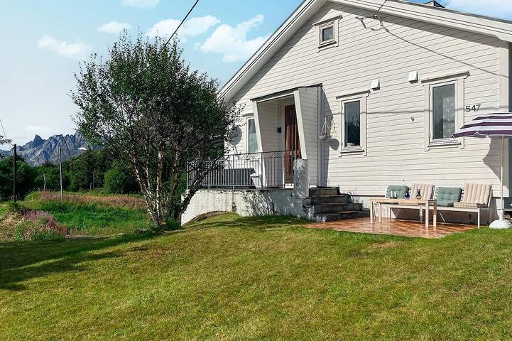 Ferienhaus für 7 Personen, mit Garten in Vågan