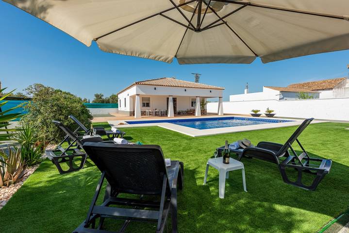 Casa rural para 6 personas, con Jardín en Morón de la Frontera - 3