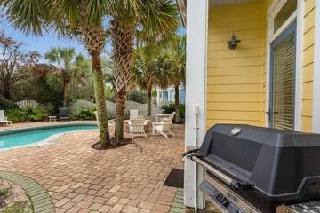 Vacation House for 16 Guests in Seagrove Beach, Emerald Coast, Picture 3