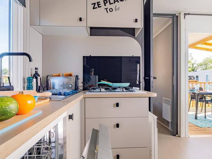 Camping pour 5 personnes, avec bassin pour enfant dans Plages du débarquement - 4