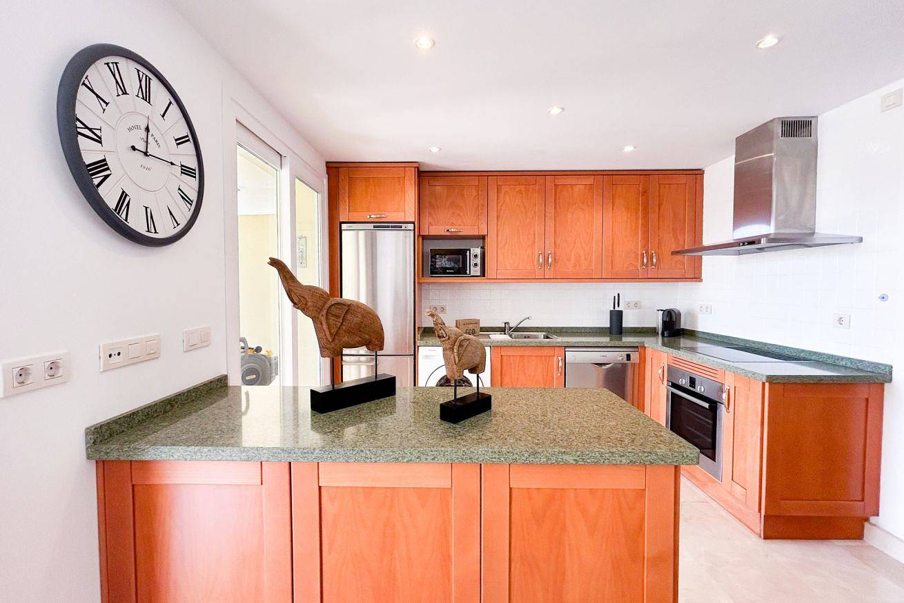 Apartamento entero, Apartamento Beach & Golf en la Bahia de Casares  in Casares del Sol, Casares