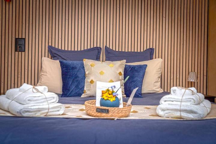 Gîte pour 2 personnes, avec jardin et jacuzzi à Montviron - 2