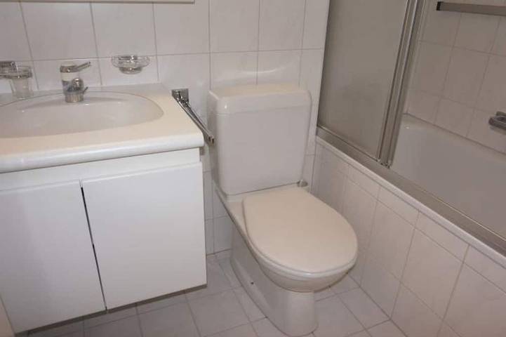 Ganze Wohnung, Paradies 04 Zweibettzimmer, Dusche oder Bad, Wc, 2-Bettwohnung Paradies 04 in Arosa, Plessur Alpen