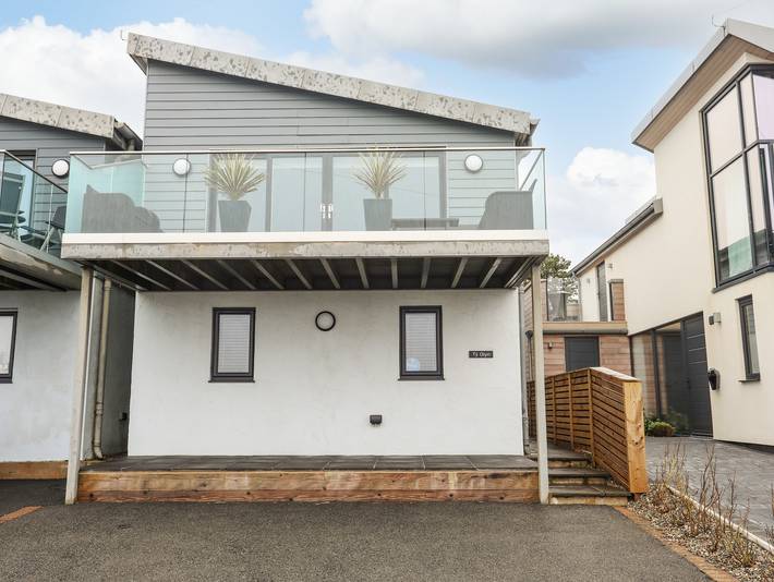 Holiday home for 4 people, with Balcony and Terrace in Criccieth