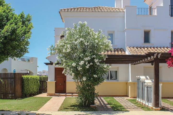 Ferienhaus für 4 Personen, mit Terrasse und Pool - 1