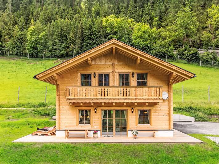 Vakantiehuis voor 6 personen, with Balkon and Terras as well as Tuin in Heiligenblut