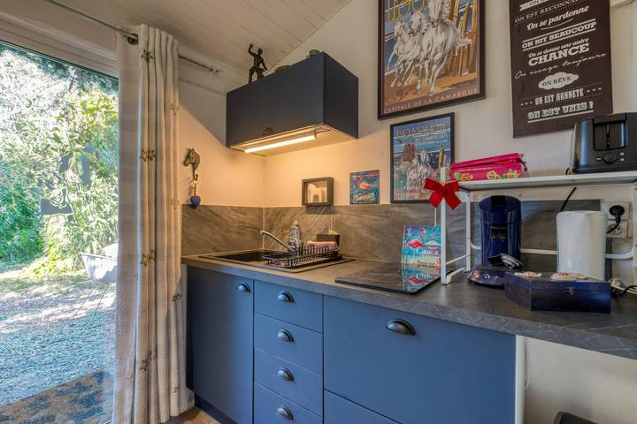 Gîte pour 4 personnes, avec jardin à Saintes-Maries-de-la-Mer - 3