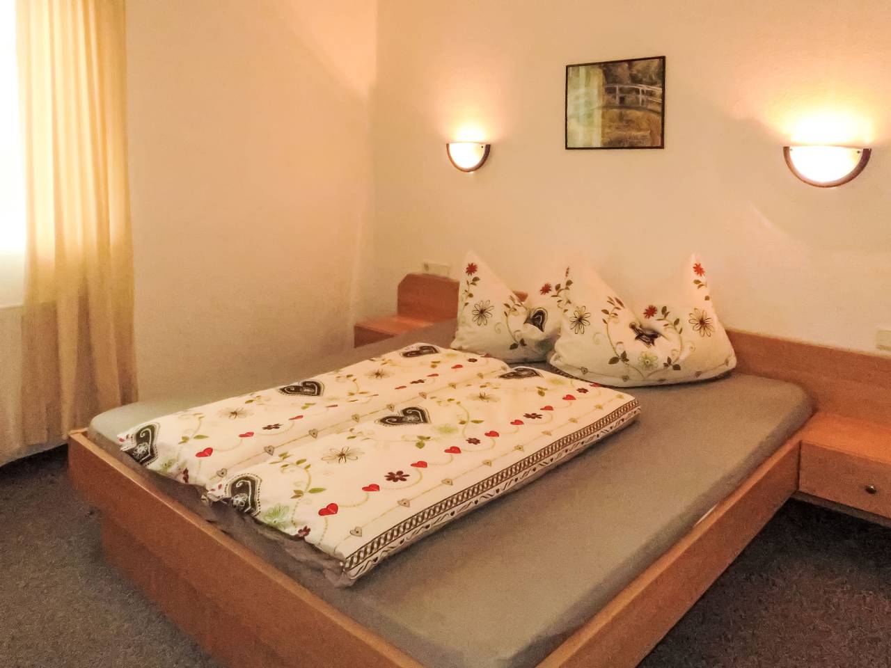 Ganze Wohnung, Kristall in Glockturmkamm, Fendels