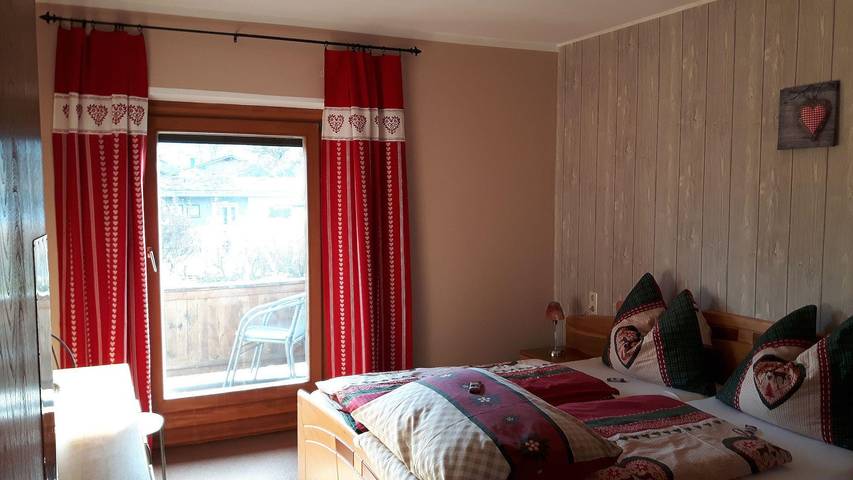 Ferienwohnung für 4 Personen, mit Garten und Ausblick, kinderfreundlich in Kaisergebirge - 4