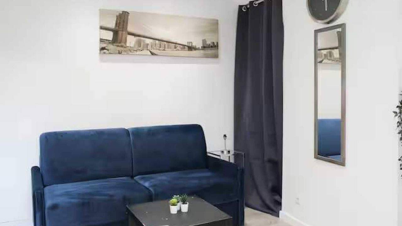 Apartamento vacacional entero, Ferienwohnung für 2 Personen (18 m²) in Clichy in Clichy, Altos del Sena