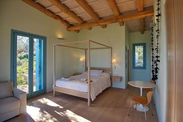 Villa for 20 People in Sporades, Decentralized Administration of Thessaly - Central Greece, Photo 2
