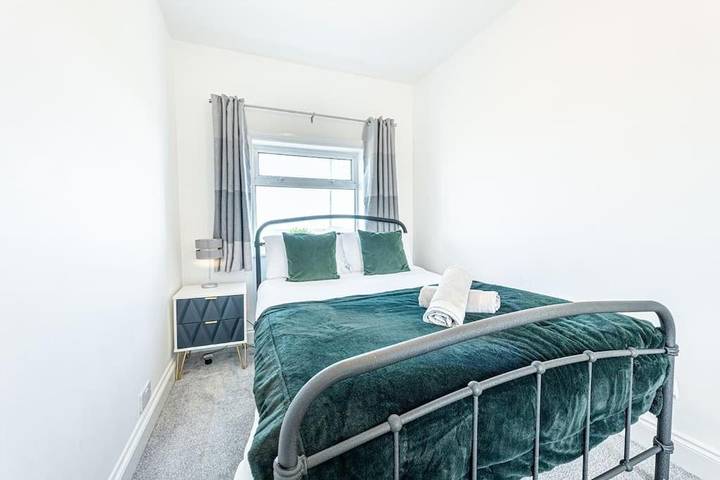 Holiday rental for 8 people, with Hot tub and Garden as well as View in Dymchurch