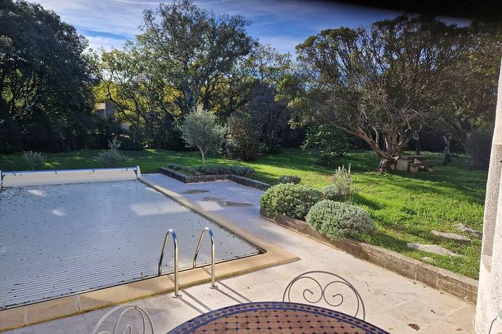 Ferienhaus für 6 Personen, mit Terrasse und Garten in Saint-Siffret