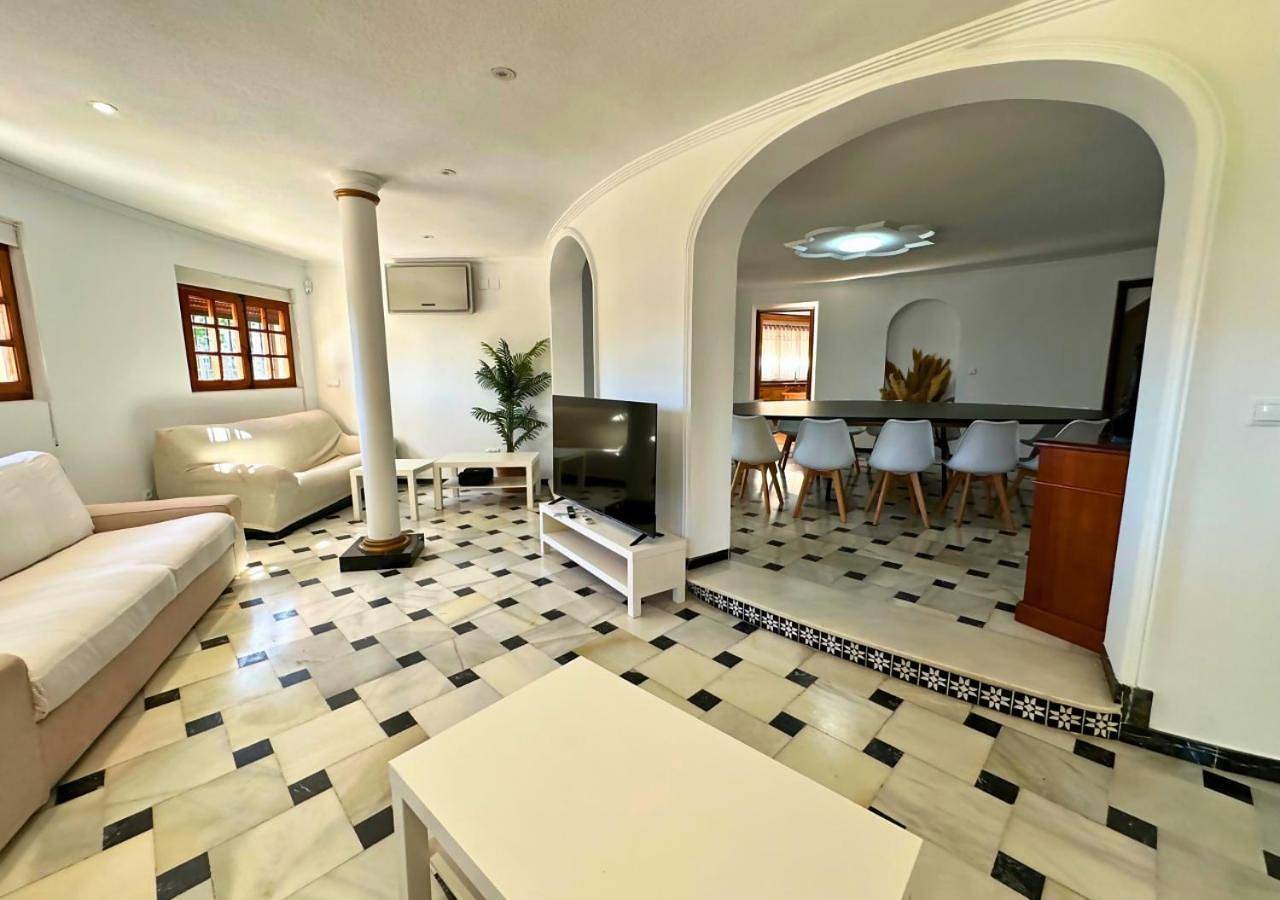 Villa Maréa: Private Luxury Villa in El Barrio, Alicante