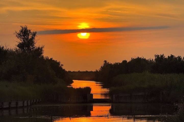 Casa Turchina, a renovated old fishing lodge surrounded by nature in Porto Viro, Rovigo Provinz