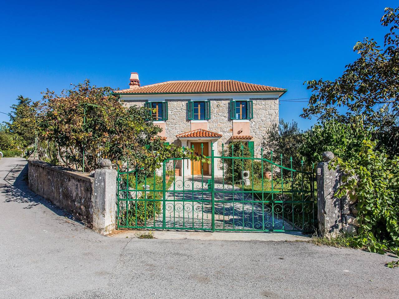 Kuća za odmor s tri spavaće sobe in Kras, Krk