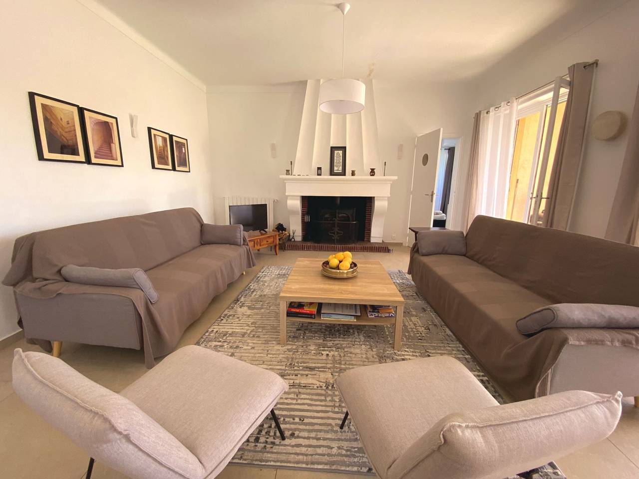 Geräumige und elegante Villa mit großem Garten, Swimmingpool und 3 Schlafzimmer in Vence (Alpes Marítimos), Region de Cannes