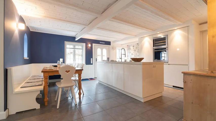 Ferienhaus für 8 Personen, mit Terrasse und Sauna sowie Garten in Oldsum - 2