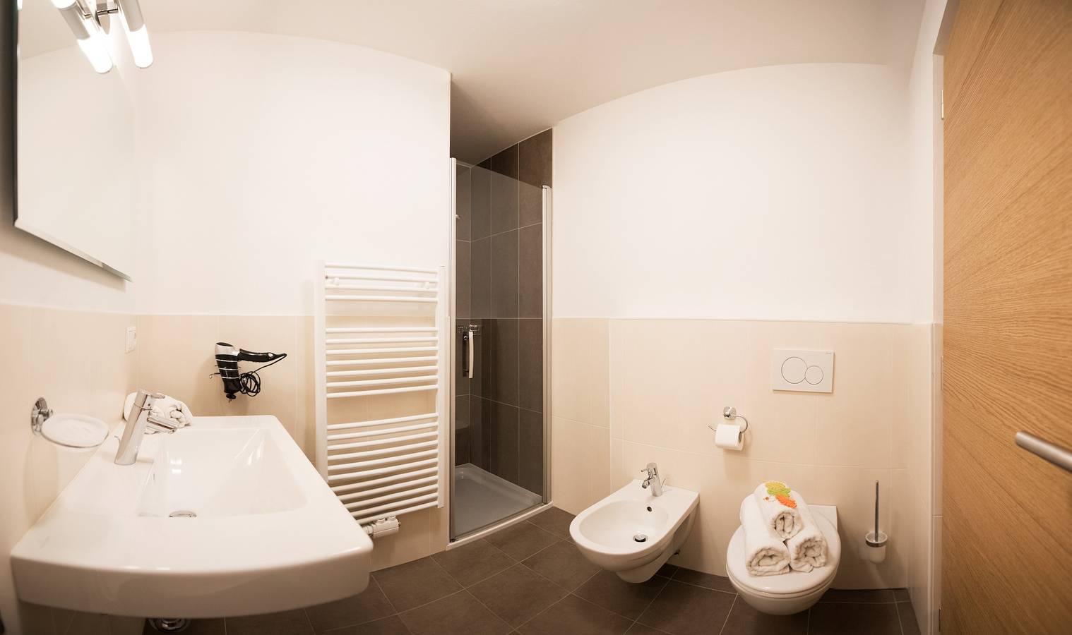Appartement "Alpenblick Nr 5" met gedeelde tuin & Wi-Fi, foto 9