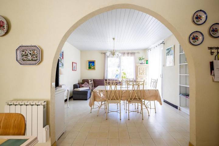 Location de vacances pour 5 personnes, avec vue et jardin dans Plage du Betey - 3