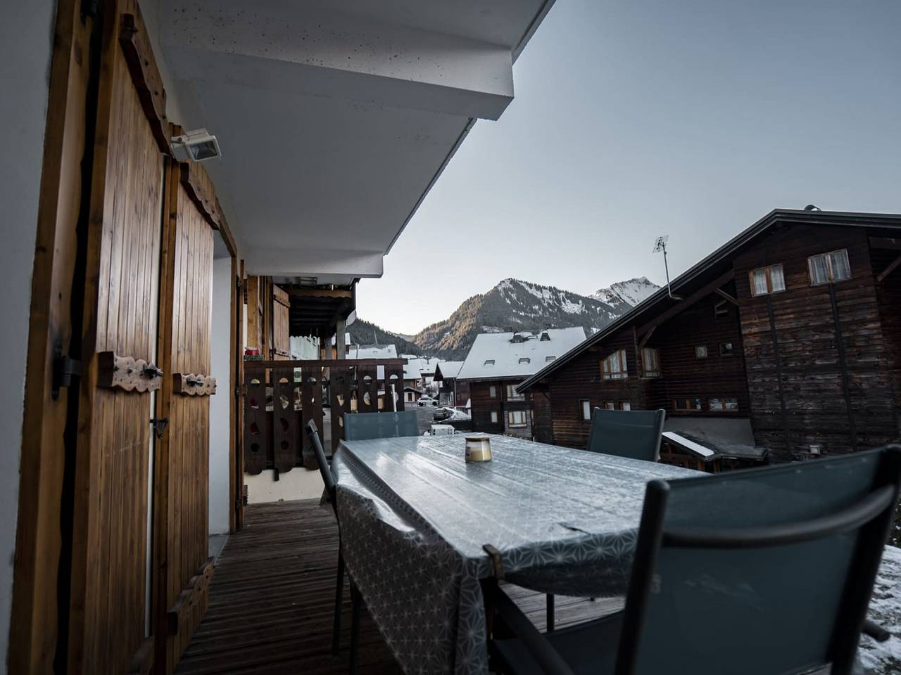 Ganze Wohnung, Gemütliches Chalet in Châtel - 2 Zimmer, 4 Pers, Wlan, Haustiere, Parkplatz in Châtel, Les Portes du Soleil