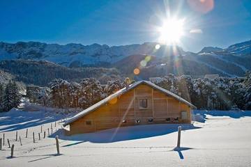 Chalet pour 9 personnes, avec jardin ainsi que sauna et vue, adapté aux familles à Villard-de-Lans