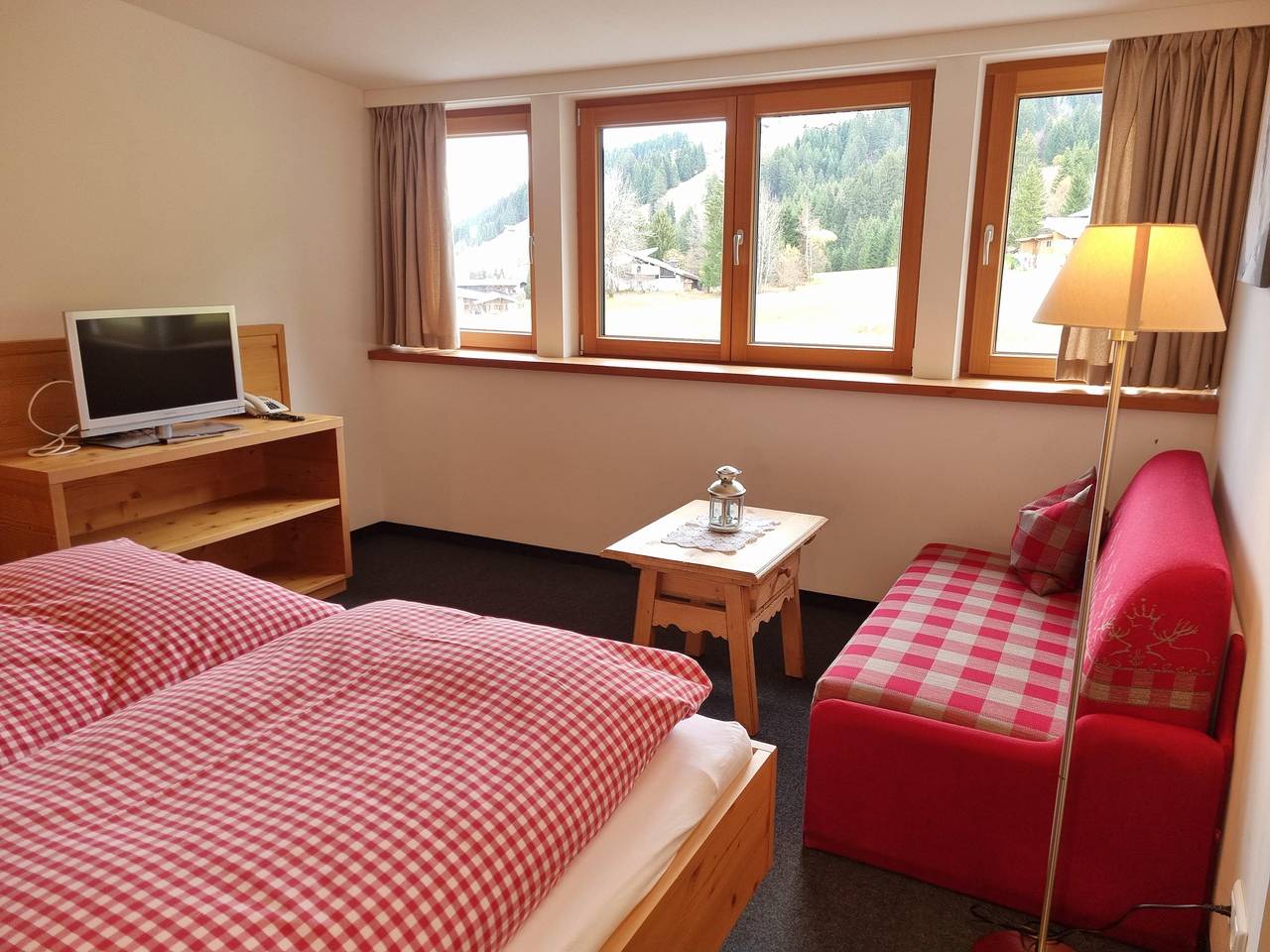 Ganze Ferienwohnung, Gästehaus Alpina in Riezlern, Mittelberg