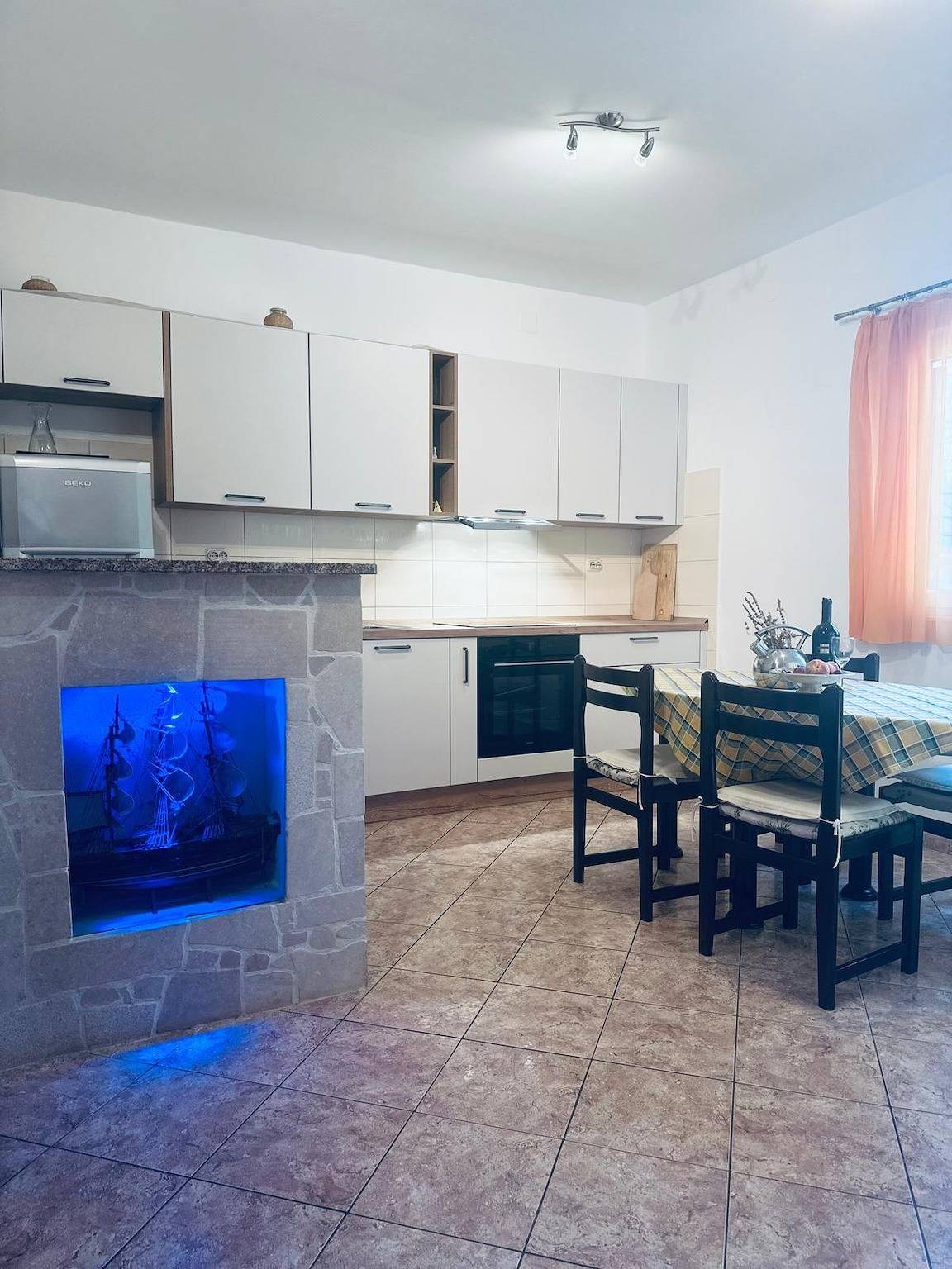 Ganze Ferienwohnung, Ferienwohnung für 4 Personen ca. 60 m² in Milna auf Brac, Adriaküste Kroatien (Kroatische Inseln) in Milna, Brac
