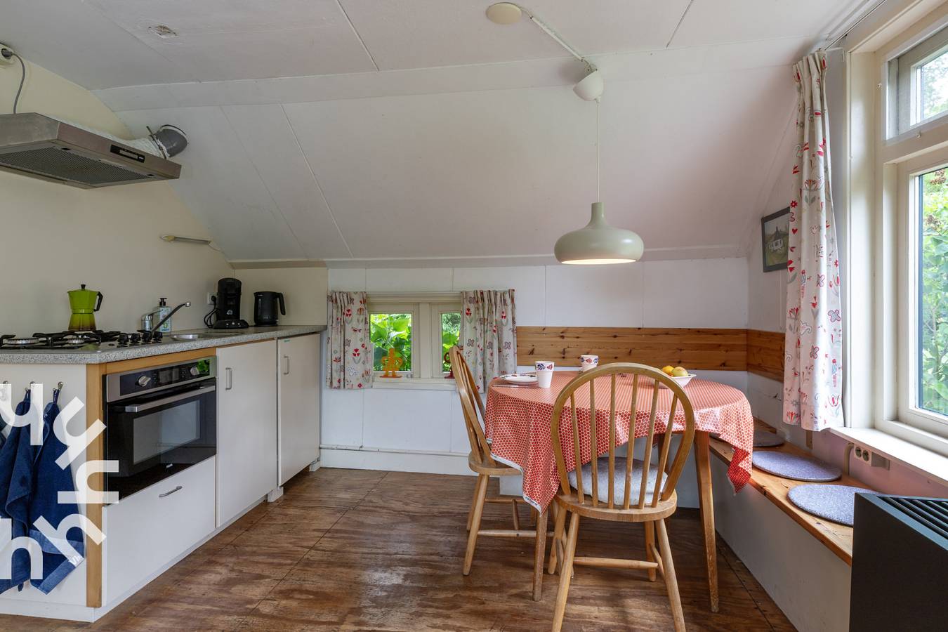 Gemütliches Haus für 6 Personen mit Reetdach und Garten am Wasser in Kalenberg in Nationalpark Weerribben-Wieden