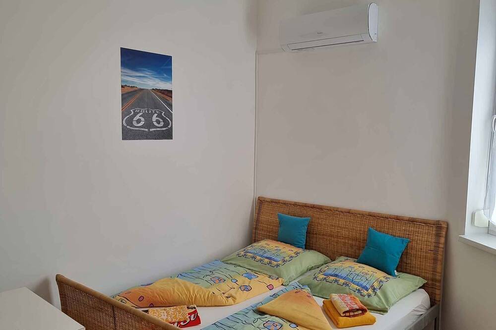 Ferienwohnung in beste Lage mit Pool in Balatonmariafürdö, Plattensee Südufer