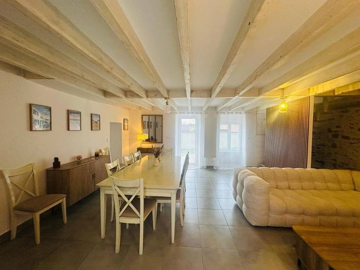 Location de vacances pour 7 personnes, avec jardin ainsi que jacuzzi et terrasse à Mouilleron-le-Captif - 4