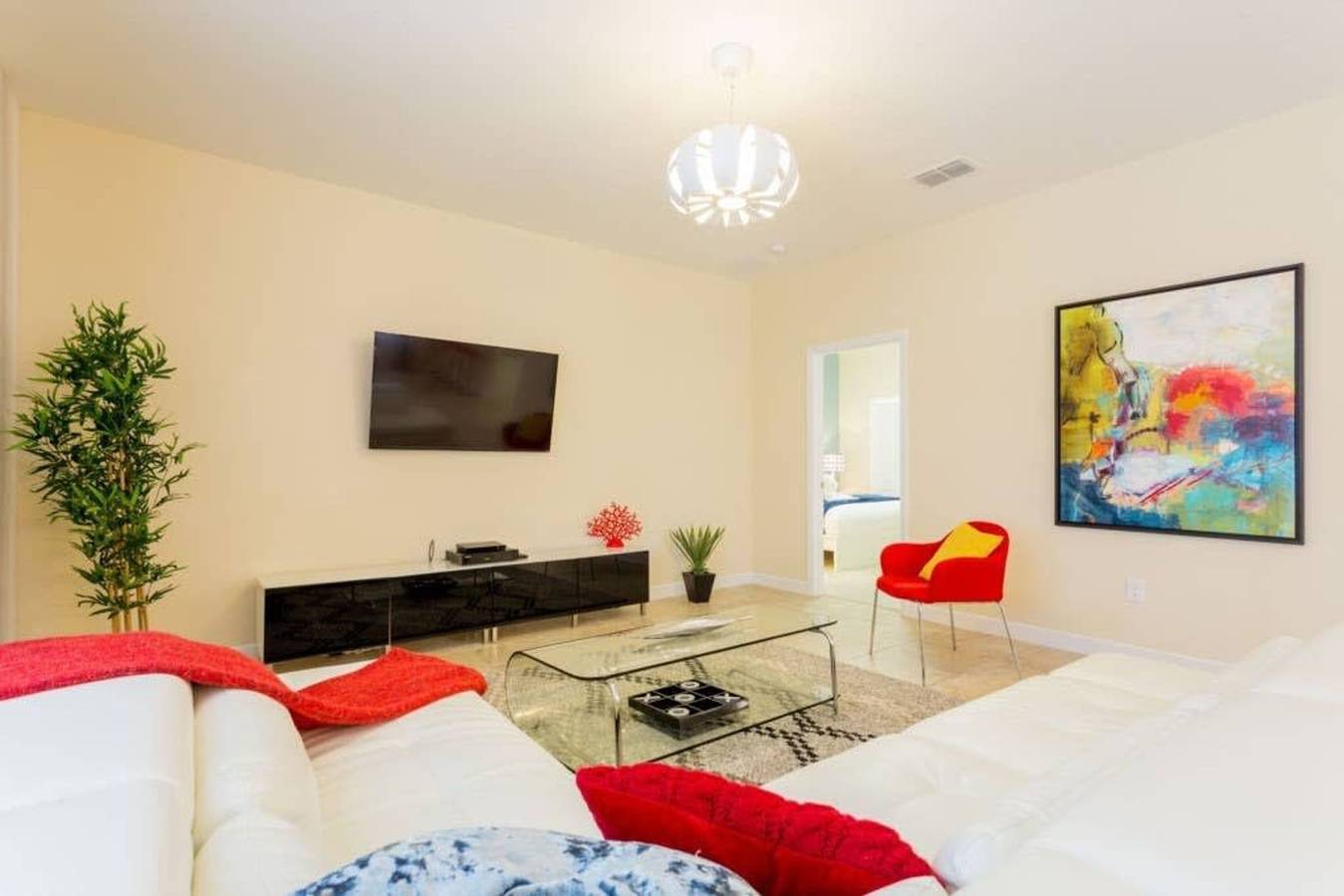 Spacious 5Br, Private Pool, Beautiful Decor in ChampionsGate, Four Corners