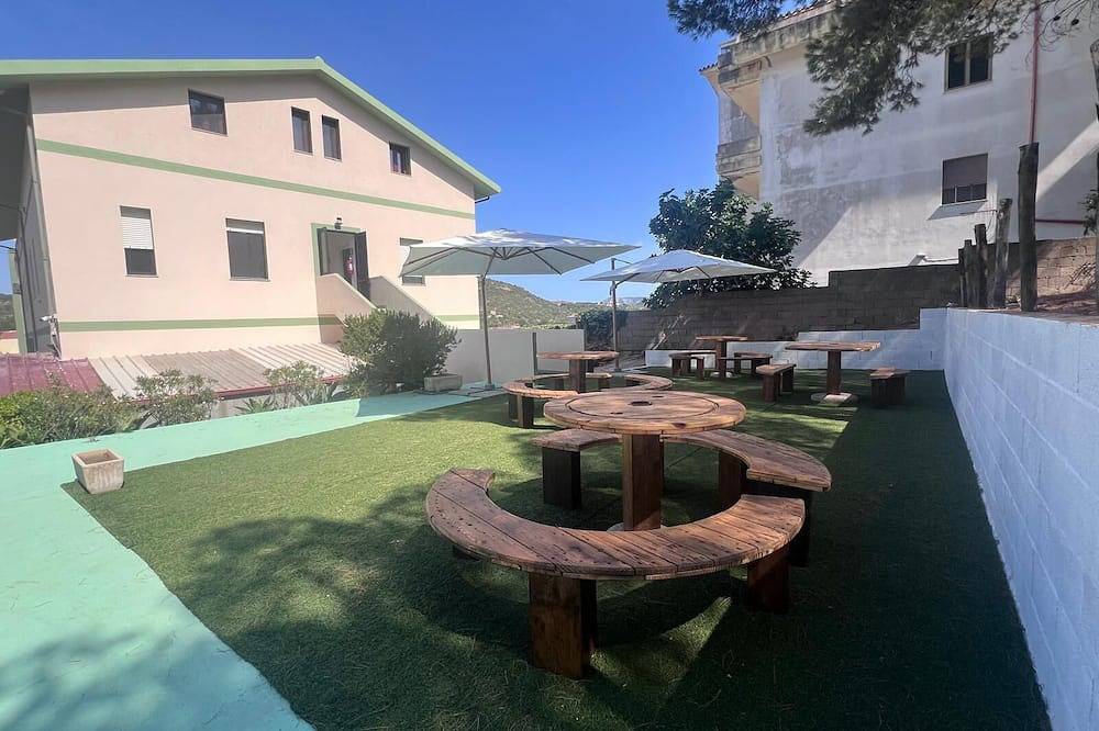 Hostel with sea view rooms and private bathroom in Gonnesa, Iglesiente