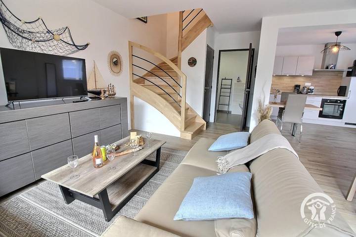 Gîte pour 5 personnes, avec jardin ainsi que piscine et terrasse à Erquy - 3