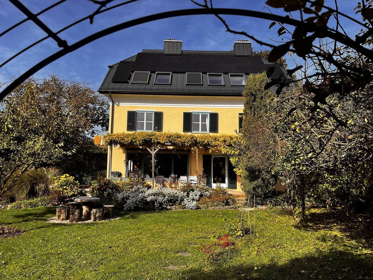 Appartement de vacances entier, Penthouse mit Garten in Massif du Salzkammergut, Oberalm