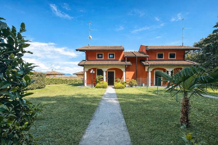 Villa pour 6 personnes, avec jardin ainsi que vue sur le lac et vue, animaux acceptés à Comune di Stresa - 3
