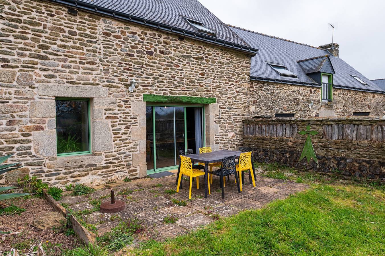 Maison de vacances Gîte Ty Breizh - Les Hortensias in La Croix-Helléan, Région de Pontivy