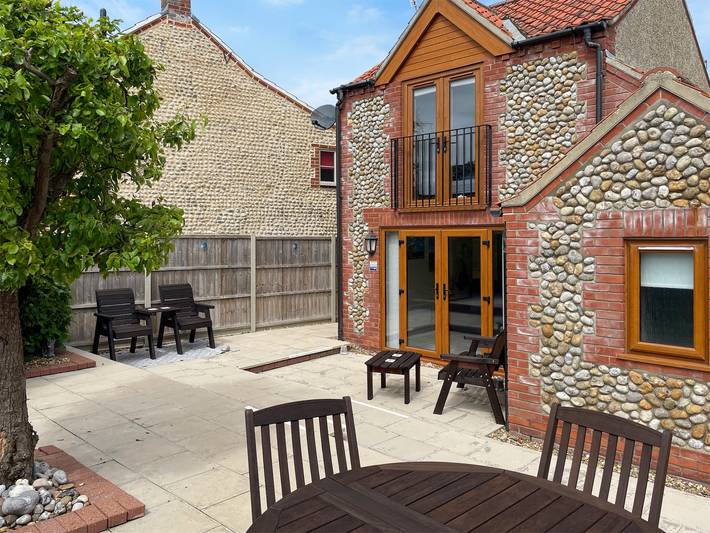 Cottage for 4 people, with garden, with pets in Sheringham