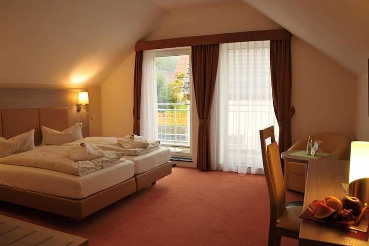 Doppelzimmer "Moijisch" _behindertengerecht - Vulkanhotel balance selfness in Steffeln, Naturpark Hohes Venn-Eifel