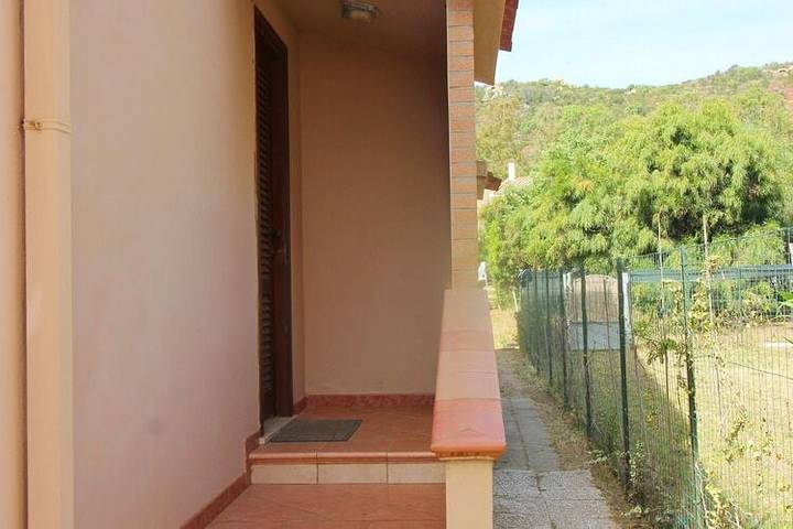 Rustico per 5 persone, con giardino, con animali domestici in Sardegna