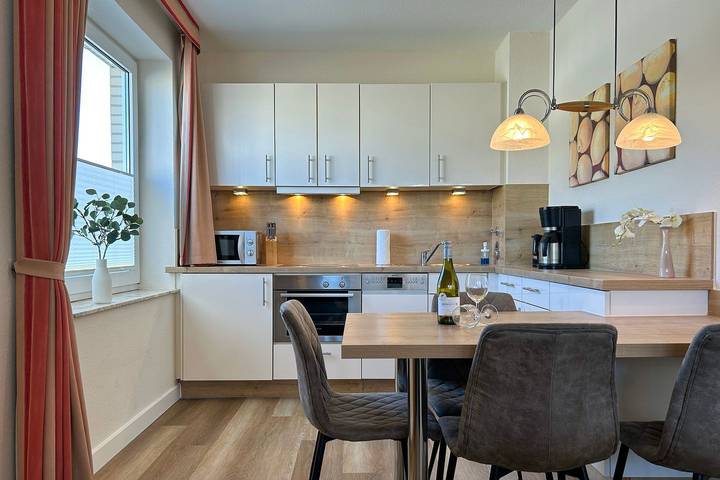 Ferienwohnung für 4 Personen, mit Sauna und Balkon in Cuxhaven - 2