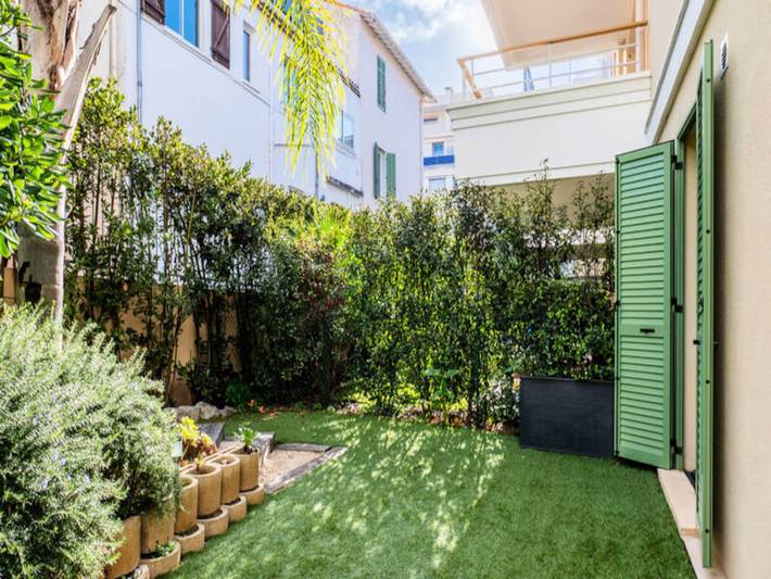 Gîte pour 4 personnes, avec jardin et piscine, adapté aux familles dans Port du Mourre-Rouge - 4