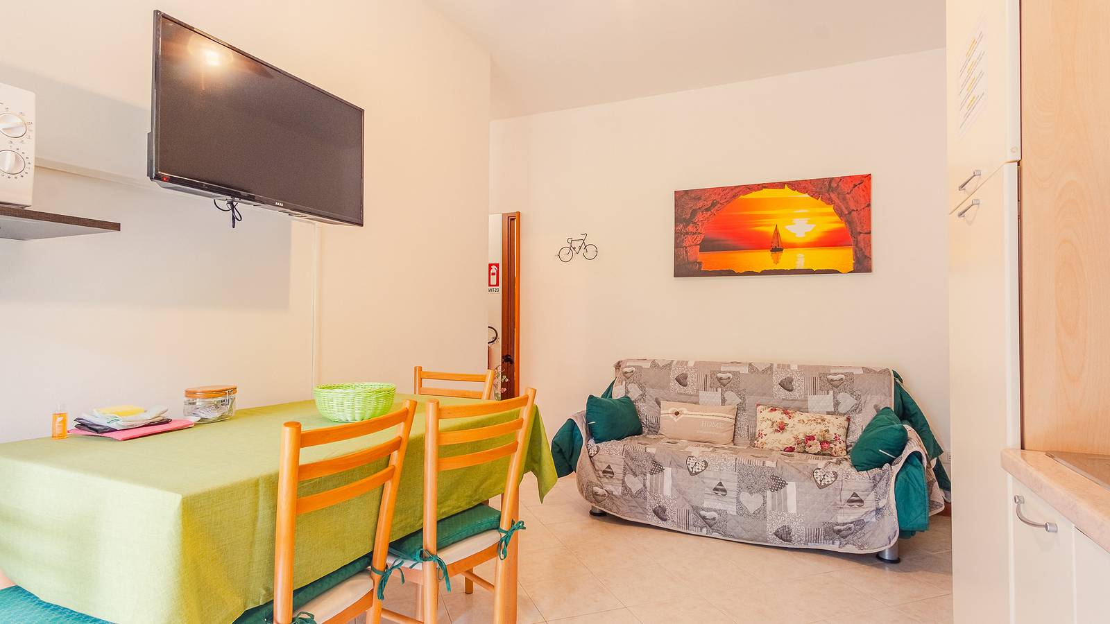 Geheel appartement, Vakantieappartement voor 4 personen met tuin in Santa Maria di Lugana, Sirmione