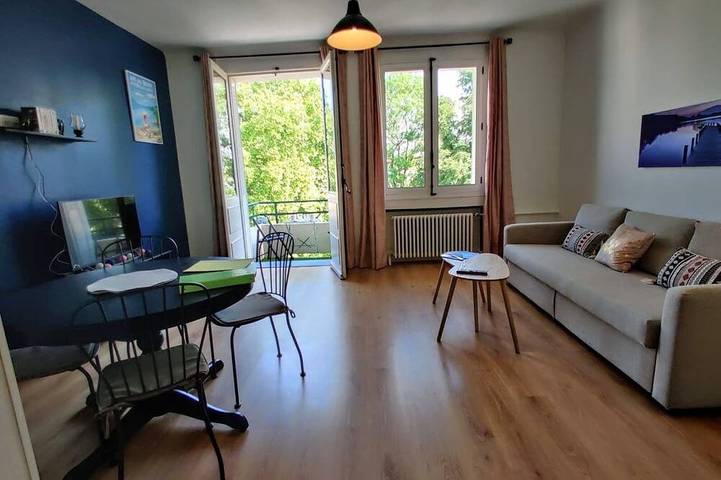 Location de vacances pour 6 personnes, avec balcon dans Lac du Bourget