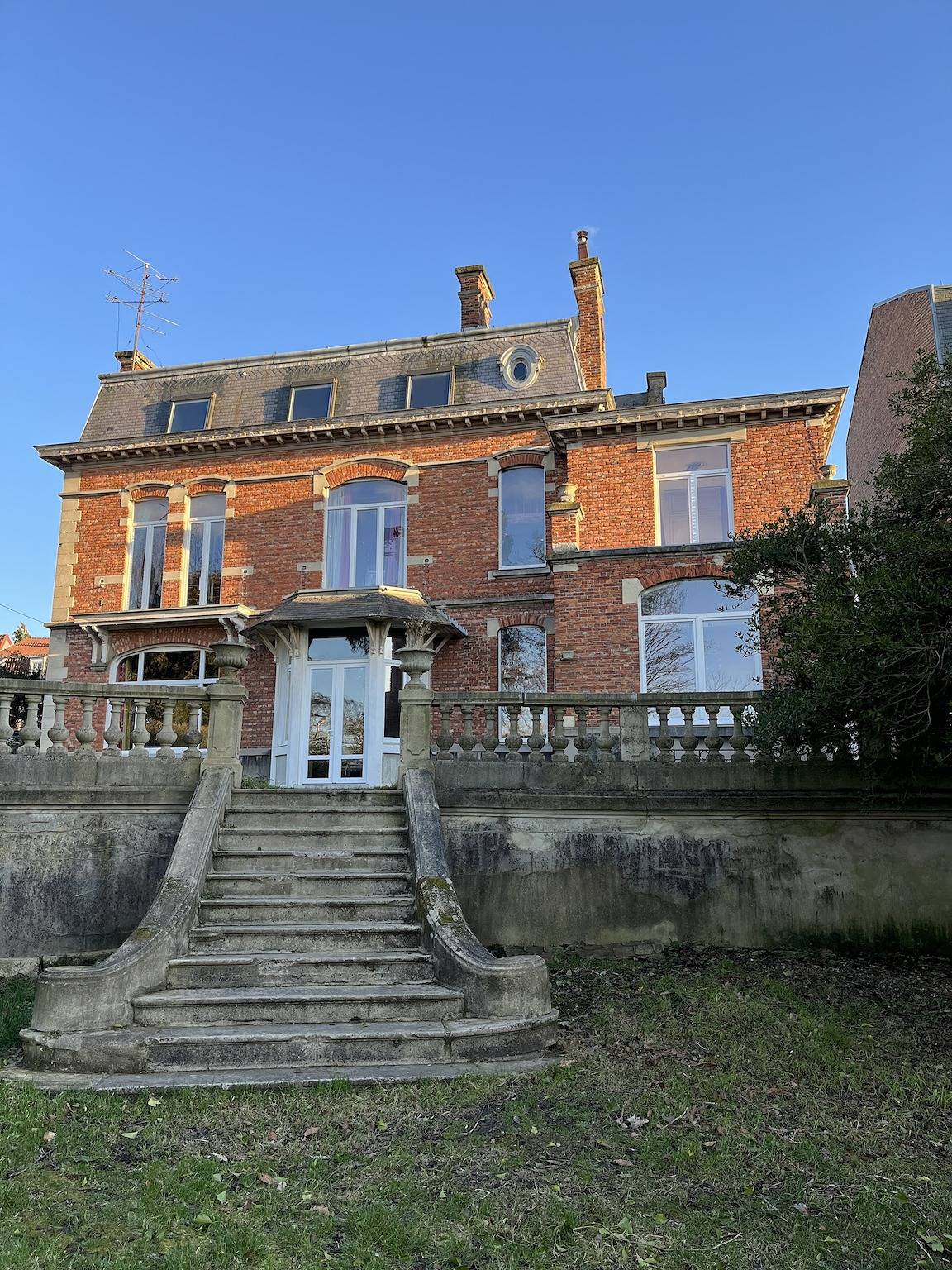 Maison confortable avec piscine privée à Bailleul in Bailleul, Région de Dunkerque