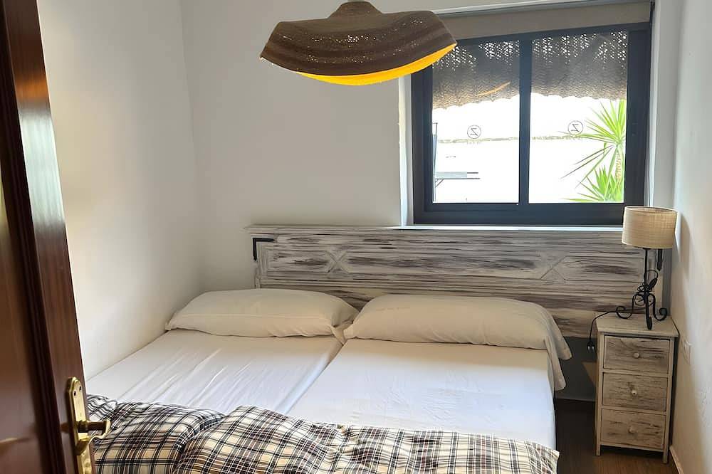 Casa Rural 'La Zua' con Piscina Privada, Wi-Fi y Aire Acondicionado in Villamartín, Pueblos Blancos