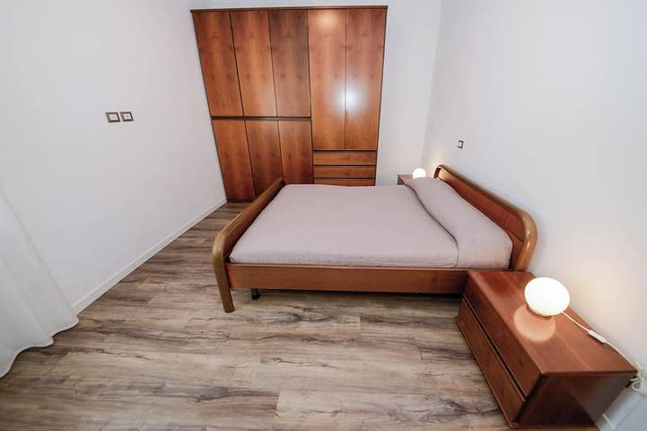 Appartamento intero, Domus Garda Relax in Garda, Prealpi Gardesane