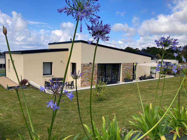 Gîte pour 6 personnes, avec jardin et terrasse à Trélévern - 2